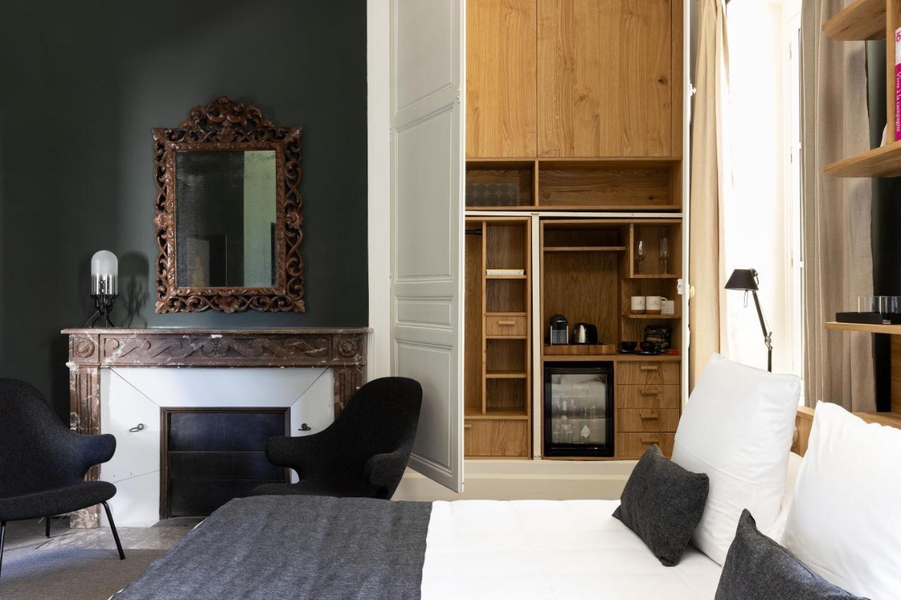Chateau De La Resle - Design Hotels Montigny-la-Resle Exterior photo